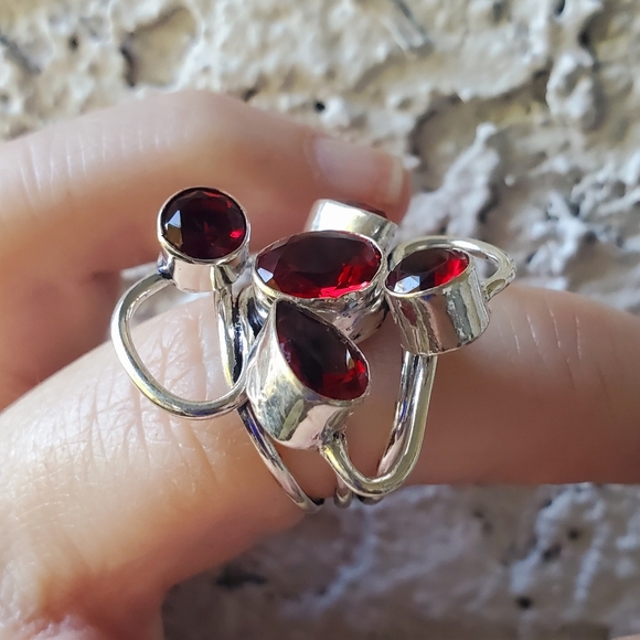 New Twisted Garnet 925 Silver Ring. - Picture 6 of 16